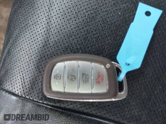 2014 Hyundai Elantra Limited с VIN KMHDH4AE3EU074374, выставлен на аукционе IAAI как лот 42992353 с пробегом 139 769 миль миль и . История ставок и продаж доступна на DreamBid. Изображение 11.