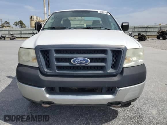 2005 Ford F-150 XL с VIN 1FTRF14545NB68512, выставлен на аукционе Copart как лот 49657355 с пробегом 143 427 миль миль и Чистый • Clean title. История ставок и продаж доступна на DreamBid. Изображение 5.