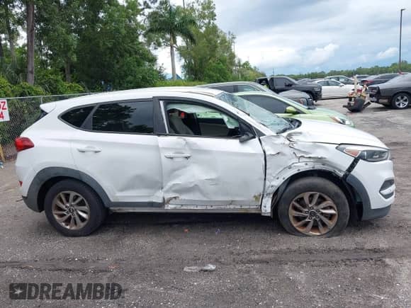 2018 Hyundai Tucson SE с VIN KM8J23A40JU821462, выставлен на аукционе IAAI как лот 43125522 с пробегом 106 976 миль миль и . История ставок и продаж доступна на DreamBid. Изображение 13.