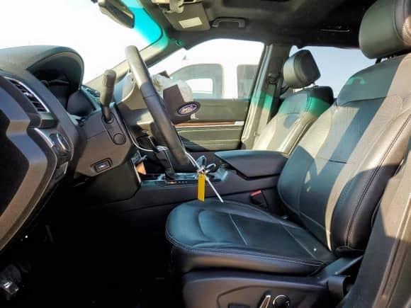 2017 Ford Explorer Limited z VIN 1FM5K7F84HGB81088, wystawiony jako Copart lot #85560115 z przebiegiem 93 639 mil mil oraz Szkoda całkowita • Salvage title. Historia ofert i sprzedaży dostępna na DreamBid. Obrazek 7.