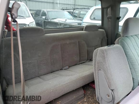 1997 Chevrolet Silverado 2500 с VIN 1GCGC29R1VE204996, выставлен на аукционе Copart как лот 79774884 с пробегом 218 181 миль миль и Чистый • Clean title. История ставок и продаж доступна на DreamBid. Изображение 10.