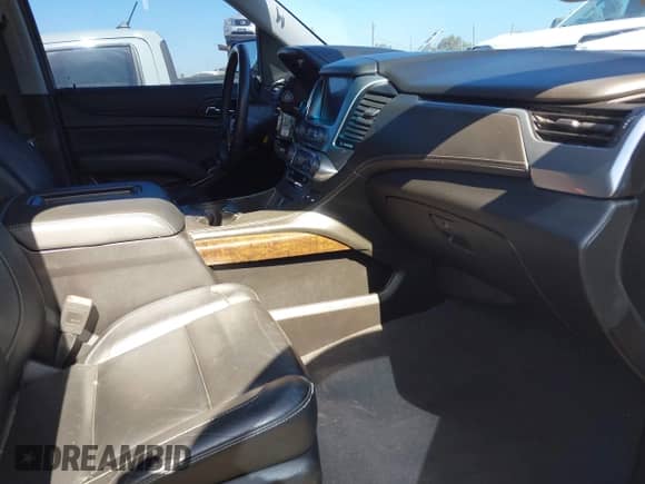 2019 Chevrolet Tahoe LT с VIN 1GNSCBKC9KR374907, выставлен на аукционе IAAI как лот 42271296 с пробегом 93 961 миль миль и . История ставок и продаж доступна на DreamBid. Изображение 5.