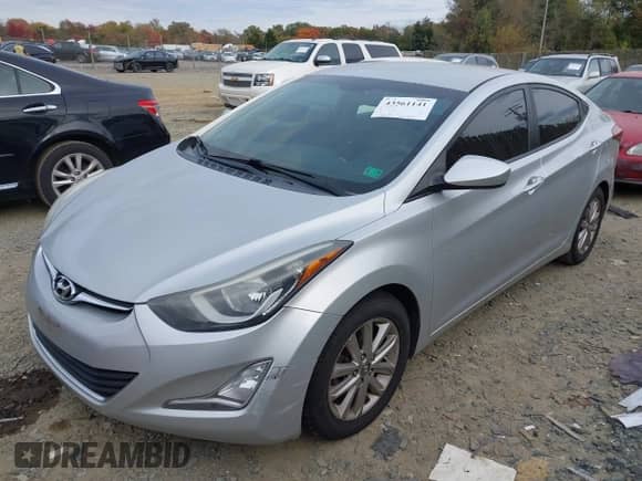 2015 Hyundai Elantra SE with VIN 5NPDH4AE9FH549431, listed as a IAAI auction lot 43561141 with 149,558 mi miles and . Bid and sale history available at DreamBid. Image 2.