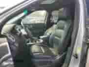 2012 Ford Explorer XLT z VIN 1FMHK7D89CGA49369, wystawiony jako Copart lot #70575965 z przebiegiem 220 350 mil mil oraz Szkoda całkowita • Salvage title. Historia ofert i sprzedaży dostępna na DreamBid. Obrazek 7.