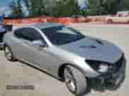 2013 Hyundai Genesis Coupe R-Spec с VIN KMHHU6KJ5DU091048, выставлен на аукционе Copart как лот 62120655 с пробегом 155 874 миль миль и Списание • Salvage title. История ставок и продаж доступна на DreamBid. Изображение 4.