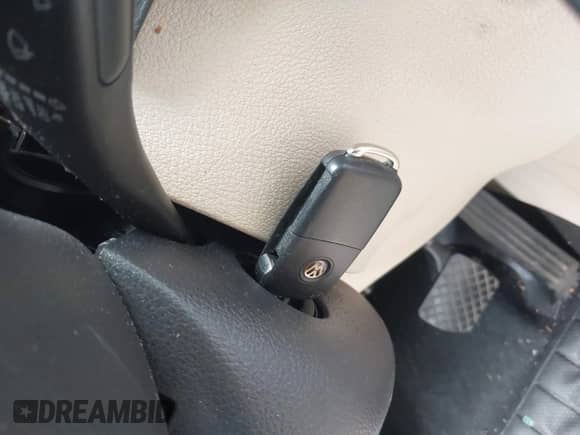 2012 Volkswagen Tiguan S с VIN WVGBV7AX4CW527518, выставлен на аукционе IAAI как лот 42952311 с пробегом Не указан миль и . История ставок и продаж доступна на DreamBid. Изображение 11.