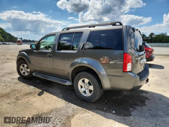 2008 Nissan Pathfinder SE with VIN 5N1AR18U58C663531, listed as a Copart auction lot 81325155 with 188,521 mi miles and Salvage title. Bid and sale history available at DreamBid. Image 2.