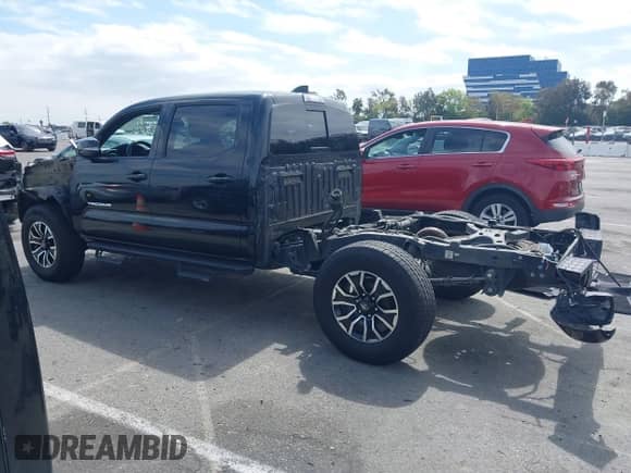2021 Toyota Tacoma SR5 с VIN 3TMBZ5DN3MM031912, выставлен на аукционе IAAI как лот 41905749 с пробегом 73 682 миль миль и . История ставок и продаж доступна на DreamBid. Изображение 13.