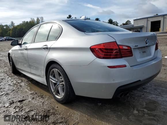 2014 BMW 5 Series 528i xDrive with VIN WBA5A7C50ED219170, listed as a Copart auction lot 86819105 with 116,956 mi miles and Clean title. Bid and sale history available at DreamBid. Image 2.
