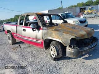 2002 Chevrolet Silverado 1500 LS с VIN 2GCEC19T021135440, выставлен на аукционе IAAI как лот 43014602 с пробегом Не указан миль и . История ставок и продаж доступна на DreamBid. Изображение 1.