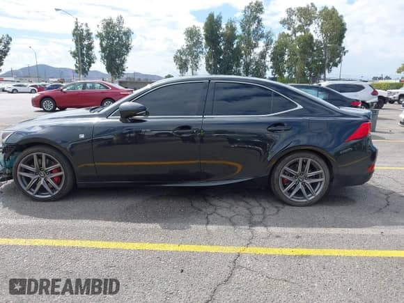 2019 Lexus IS 300 z VIN JTHBA1D26K5099628, wystawiony jako IAAI lot #43240422 z przebiegiem 76 730 mil mil oraz . Historia ofert i sprzedaży dostępna na DreamBid. Obrazek 15.