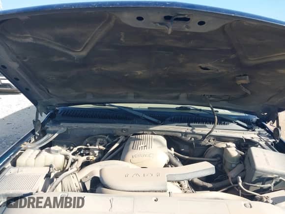 2002 Chevrolet Tahoe LS с VIN 1GNEC13Z82R272668, выставлен на аукционе IAAI как лот 42069818 с пробегом 219 894 миль миль и . История ставок и продаж доступна на DreamBid. Изображение 10.