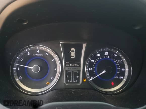 2013 Hyundai Azera с VIN KMHFG4JGXDA260233, выставлен на аукционе Copart как лот 68783475 с пробегом 184 595 миль миль и Списание • Salvage title. История ставок и продаж доступна на DreamBid. Изображение 9.