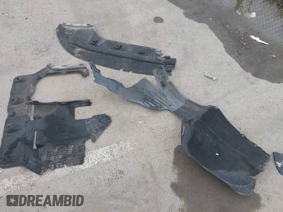 2015 Hyundai Sonata Sport z VIN 5NPE34AF7FH256185, wystawiony jako IAAI lot #42512254 z przebiegiem 120 783 mil mil oraz . Historia ofert i sprzedaży dostępna na DreamBid. Obrazek 12.