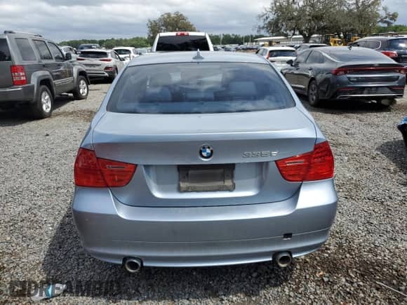 2010 BMW 3 Series 335d с VIN WBAPN7C50AA778016, выставлен на аукционе Copart как лот 52381775 с пробегом 111 604 миль миль и На запчасти • Non repairable. История ставок и продаж доступна на DreamBid. Изображение 6.