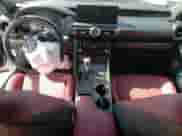 2022 Lexus IS 300 z VIN JTHD81F24N5047887, wystawiony jako Copart lot #43578093 z przebiegiem 4 277 mil mil oraz . Historia ofert i sprzedaży dostępna na DreamBid. Obrazek 8.