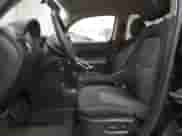 2009 Chevrolet HHR 1LT z VIN 3GNCA23B49S511825, wystawiony jako Copart lot #71018294 z przebiegiem 203 547 mil mil oraz Czysty tytuł • Clean title. Historia ofert i sprzedaży dostępna na DreamBid. Obrazek 7.