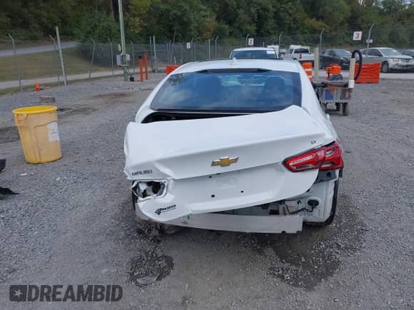 2022 Chevrolet Malibu LT z VIN 1G1ZD5ST7NF141838, wystawiony jako IAAI lot #43266941 z przebiegiem 62 216 mil mil oraz . Historia ofert i sprzedaży dostępna na DreamBid. Obrazek 17.