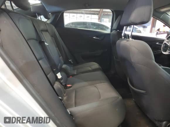 2016 Chevrolet Malibu LT z VIN 1G1ZE5ST2GF322684, wystawiony jako Copart lot #86873935 z przebiegiem 116 967 mil mil oraz Czysty tytuł • Clean title. Historia ofert i sprzedaży dostępna na DreamBid. Obrazek 10.