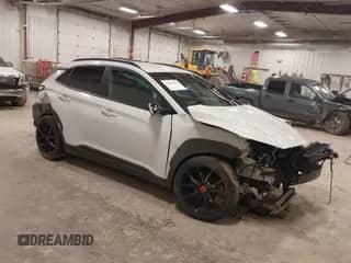 2021 Hyundai Kona Night Edition с VIN KM8K6CA5XMU677697, выставлен на аукционе IAAI как лот 41837994 с пробегом 49 837 миль миль и . История ставок и продаж доступна на DreamBid. Изображение 1.