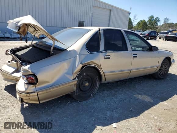 1996 Chevrolet Caprice 1SA Special Value с VIN 1G1BL52W6TR186375, выставлен на аукционе Copart как лот 49801355 с пробегом 83 050 миль миль и Чистый • Clean title. История ставок и продаж доступна на DreamBid. Изображение 3.