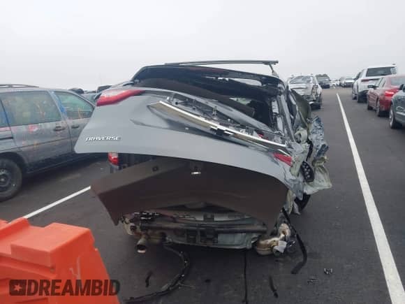 2021 Chevrolet Traverse LT с VIN 1GNERHKW5MJ176948, выставлен на аукционе IAAI как лот 42963646 с пробегом 63 730 миль миль и . История ставок и продаж доступна на DreamBid. Изображение 17.