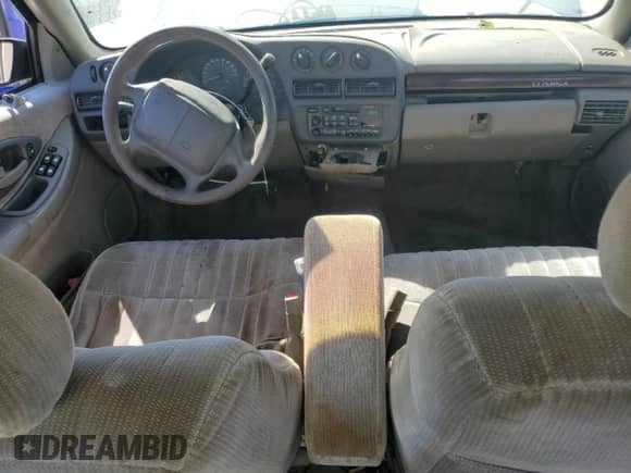 2001 Chevrolet Lumina с VIN 2G1WL52J511164198, выставлен на аукционе Copart как лот 47347005 с пробегом 239 867 миль миль и Списание • Salvage title. История ставок и продаж доступна на DreamBid. Изображение 8.