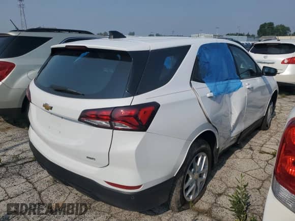 2024 Chevrolet Equinox LS z VIN 3GNAXSEG8RL175086, wystawiony jako Copart lot #58002185 z przebiegiem Nie podano mil oraz Szkoda całkowita • Salvage title. Historia ofert i sprzedaży dostępna na DreamBid. Obrazek 3.