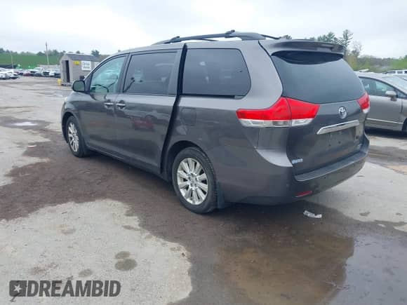 2012 Toyota Sienna XLE with VIN 5TDDK3DC2CS043855, listed as a IAAI auction lot 42189680 with 195,788 mi miles and . Bid and sale history available at DreamBid. Image 3.