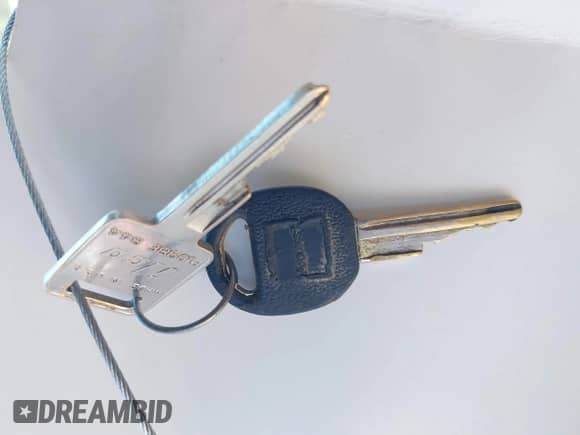 1994 GMC Sierra 1500 z VIN 2GTEC19K7R1555049, wystawiony jako IAAI lot #42316465 z przebiegiem 242 883 mil mil oraz . Historia ofert i sprzedaży dostępna na DreamBid. Obrazek 11.