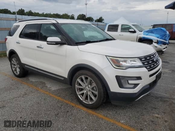 2017 Ford Explorer Limited z VIN 1FM5K8F8XHGC35774, wystawiony jako Copart lot #70104315 z przebiegiem 109 548 mil mil oraz Czysty tytuł • Clean title. Historia ofert i sprzedaży dostępna na DreamBid. Obrazek 4.