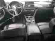 2017 BMW M3 z VIN WBS8M9C50H5G84030, wystawiony jako Copart lot #60248865 z przebiegiem 63 388 mil mil oraz Czysty tytuł • Clean title. Historia ofert i sprzedaży dostępna na DreamBid. Obrazek 8.