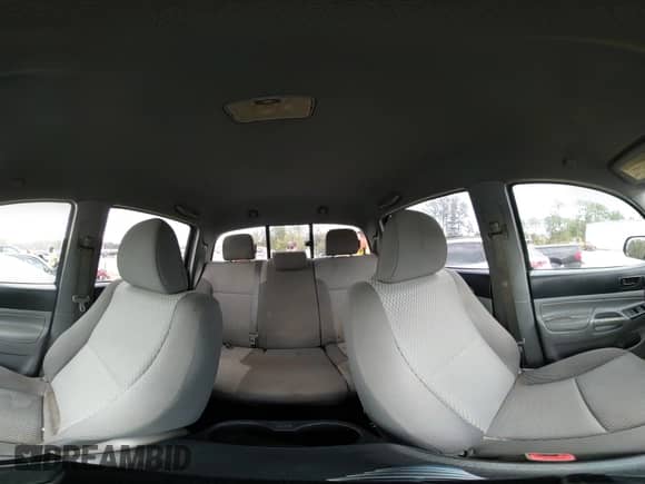 2013 Toyota Tacoma PreRunner z VIN 5TFJX4GN1DX017220, wystawiony jako IAAI lot #43395144 z przebiegiem 216 188 mil mil oraz . Historia ofert i sprzedaży dostępna na DreamBid. Obrazek 18.