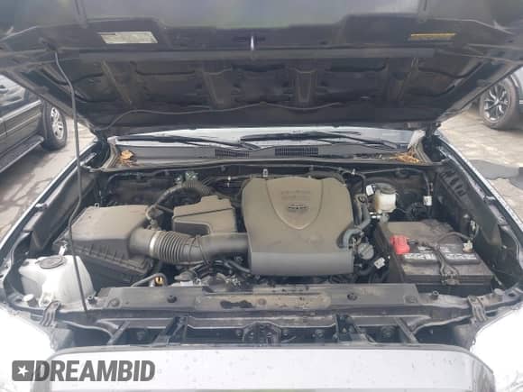 2023 Toyota Tacoma SR5 z VIN 3TMAZ5CN6PM208616, wystawiony jako IAAI lot #43239210 z przebiegiem 28 498 mil mil oraz . Historia ofert i sprzedaży dostępna na DreamBid. Obrazek 10.