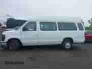 2012 Ford Econoline Cargo Commercial z VIN 1FTNS2EWXCDA42892, wystawiony jako IAAI lot #42219642 z przebiegiem 199 728 mil mil oraz . Historia ofert i sprzedaży dostępna na DreamBid. Obrazek 14.