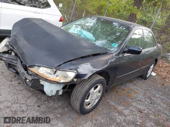 2000 Honda Accord EX z VIN 1HGCG6670YA111526, wystawiony jako IAAI lot #42174108 z przebiegiem Nie podano mil oraz . Historia ofert i sprzedaży dostępna na DreamBid. Obrazek 2.