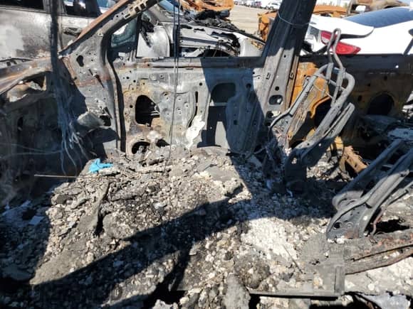 2019 Honda Pilot Touring 8-Passenger с VIN 5FNYF6H91KB006188, выставлен на аукционе Copart как лот 80621935 с пробегом Не указан миль и На запчасти • Non repairable. История ставок и продаж доступна на DreamBid. Изображение 7.