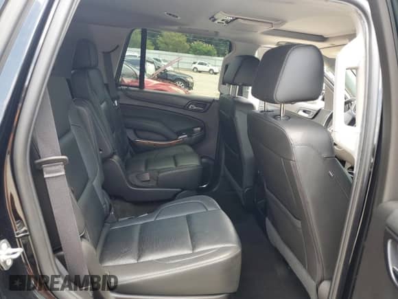 2018 Chevrolet Tahoe Premier с VIN 1GNSKCKC9JR123960, выставлен на аукционе Copart как лот 62316205 с пробегом 107 799 миль миль и Списание • Salvage title. История ставок и продаж доступна на DreamBid. Изображение 11.