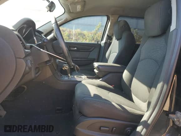 2016 Chevrolet Traverse LT z VIN 1GNKRGKD1GJ258160, wystawiony jako Copart lot #84559245 z przebiegiem Nie podano mil oraz Czysty tytuł • Clean title. Historia ofert i sprzedaży dostępna na DreamBid. Obrazek 7.