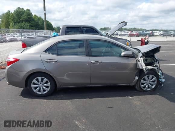 2016 Toyota Corolla L с VIN 2T1BURHE8GC662829, выставлен на аукционе IAAI как лот 43050500 с пробегом 71 579 миль миль и . История ставок и продаж доступна на DreamBid. Изображение 12.