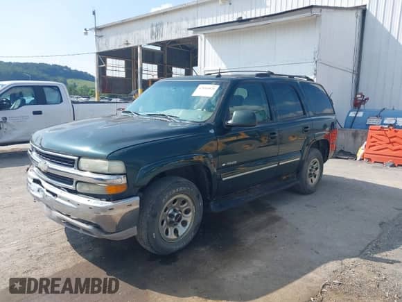 2002 Chevrolet Tahoe LT с VIN 1GNEK13Z22J339203, выставлен на аукционе IAAI как лот 42811820 с пробегом 308 035 миль миль и . История ставок и продаж доступна на DreamBid. Изображение 2.