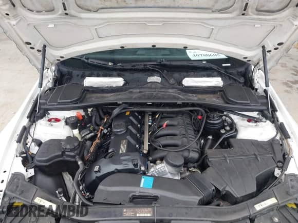 2007 BMW 3 Series 328i with VIN WBAWB33537PV74863, listed as a IAAI auction lot 40780605 with Not provided miles and . Bid and sale history available at DreamBid. Image 10.