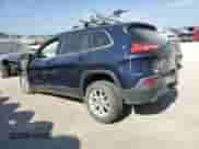 2016 Jeep Cherokee Latitude с VIN 1C4PJMCS0GW333743, выставлен на аукционе Copart как лот 67745985 с пробегом Не указан миль и Списание • Salvage title. История ставок и продаж доступна на DreamBid. Изображение 2.