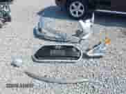 2013 Hyundai Veloster Turbo с VIN KMHTC6AE6DU083543, выставлен на аукционе IAAI как лот 43087332 с пробегом 158 716 миль миль и . История ставок и продаж доступна на DreamBid. Изображение 12.