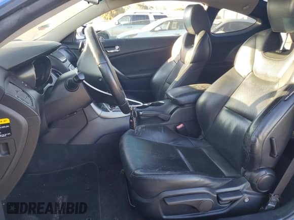 2011 Hyundai Genesis Coupe R-Spec with VIN KMHHT6KD1BU060082, listed as a Copart auction lot 74627464 with 187,284 mi miles and Salvage title. Bid and sale history available at DreamBid. Image 7.