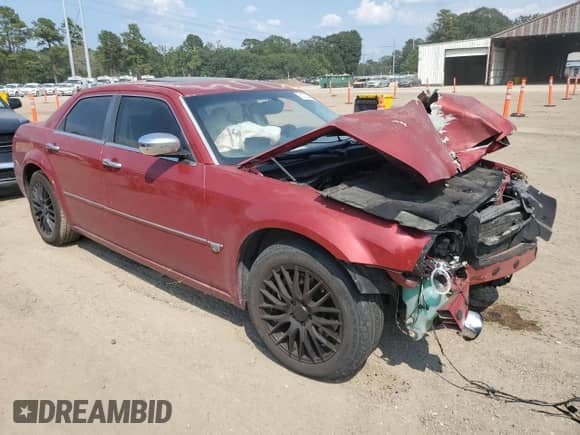 2007 Chrysler 300 C z VIN 2C3KA63H37H684823, wystawiony jako Copart lot #81025085 z przebiegiem Nie podano mil oraz Szkoda całkowita • Salvage title. Historia ofert i sprzedaży dostępna na DreamBid. Obrazek 4.