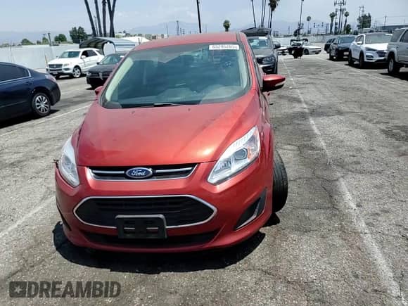 2018 Ford C-Max SE с VIN 1FADP5AUXJL103220, выставлен на аукционе Copart как лот 65295285 с пробегом 124 346 миль миль и Списание • Salvage title. История ставок и продаж доступна на DreamBid. Изображение 13.