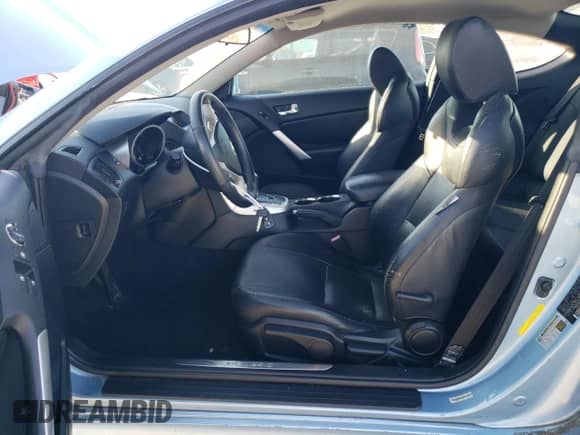 2010 Hyundai Genesis Coupe with VIN KMHHU6KH2AU004117, listed as a Copart auction lot 75518414 with 84,114 mi miles and Salvage title. Bid and sale history available at DreamBid. Image 7.