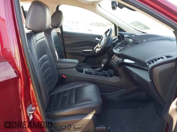 2017 Ford Escape Titanium с VIN 1FMCU0JD8HUF07411, выставлен на аукционе IAAI как лот 43135506 с пробегом 84 361 миль миль и . История ставок и продаж доступна на DreamBid. Изображение 6.