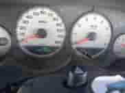 2005 Dodge Neon SXT z VIN 1B3ES56CX5D268540, wystawiony jako IAAI lot #41301551 z przebiegiem 194 723 mil mil oraz . Historia ofert i sprzedaży dostępna na DreamBid. Obrazek 7.